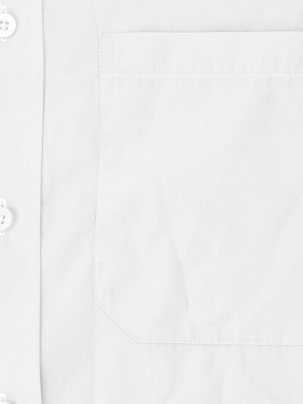 Detaljbild bröstficka vit figursydd skjorta med långa ärmar från Texstar